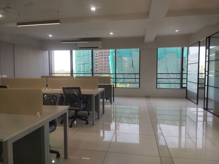 Team Area, ambli Commercial Office Space 3610 Sq.Ft. In Ambli Ahmedabad 10325093