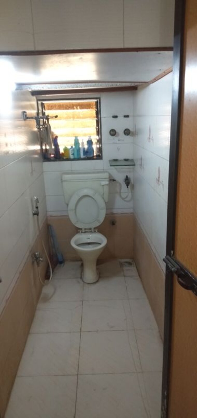 Bathroom, santacruz west Pg For Boys In Santacruz West 10325037