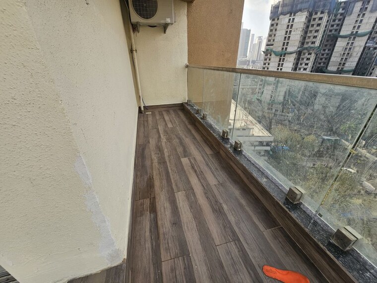 Balcony, lower parel 2 Bedroom 1037 Sq.Ft. Apartment In Lower Parel Mumbai 10325080