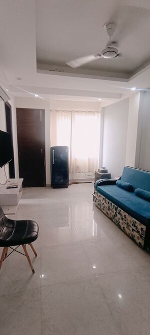 Hall in 1 BHK Independent House at Sushant Lok Iii – for Rent