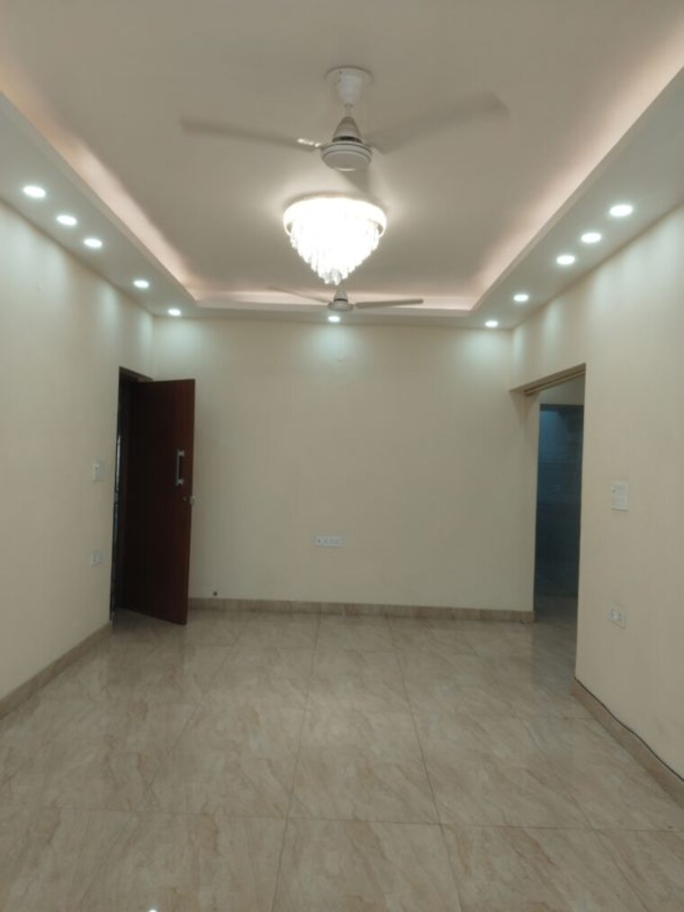 Room, sarita vihar 3 Bedroom 1750 Sq.Ft. Apartment In Sarita Vihar Delhi 10325103