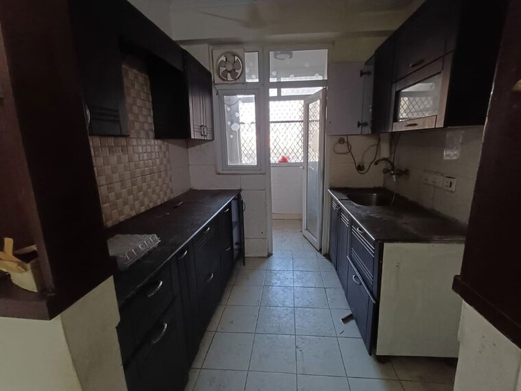 Kitchen, supertech-cape-town 2.5 Bedroom 1150 Sq.Ft. Apartment In Sector 74 Noida 10325124