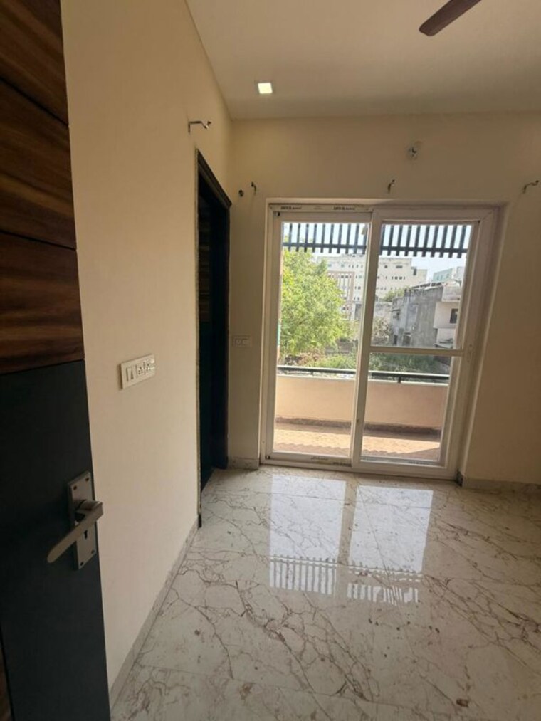 Bedroom, vip road 3 Bedroom 585 Sq.Ft. Independent House In Vip Road Zirakpur 10325138