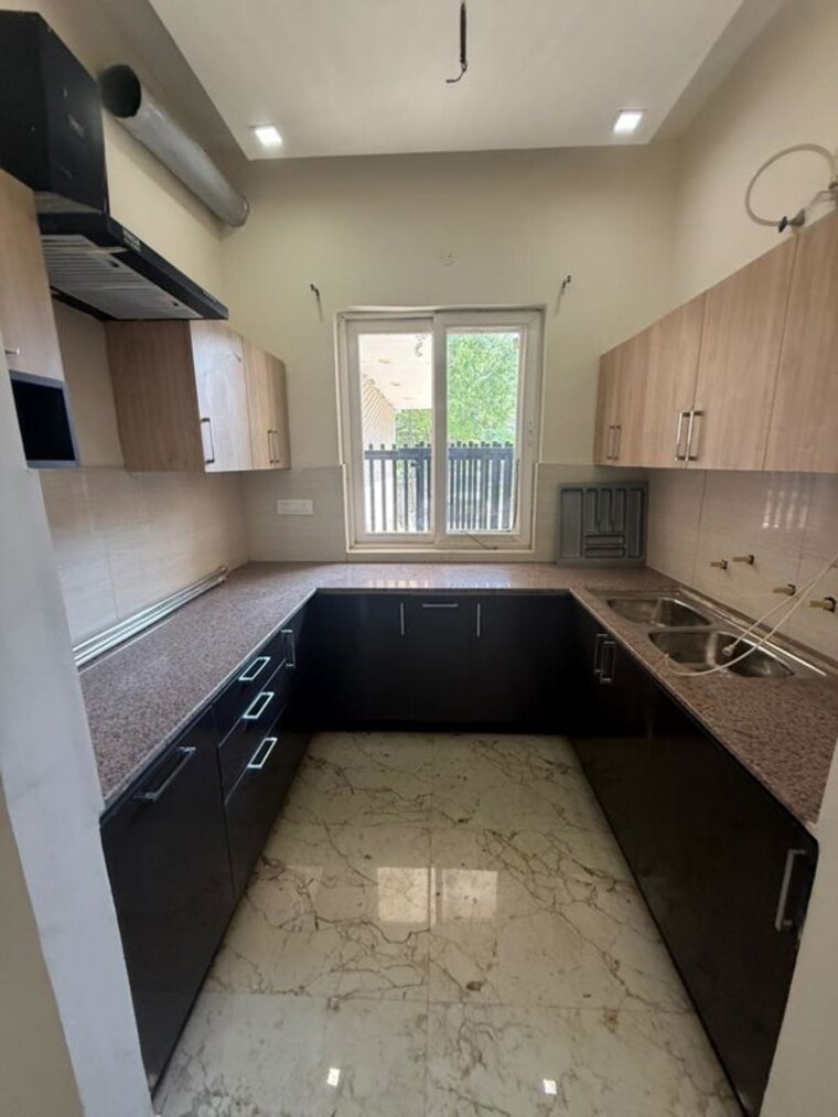 Kitchen, vip road 3 Bedroom 585 Sq.Ft. Independent House In Vip Road Zirakpur 10325138