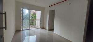 Room in 2 BHK Apartment at Runwal Eirene, Balkum Pada – for Rent