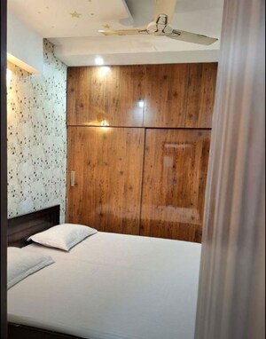 Furnished Amenities in 3 BHK Apartment at Aura Homes, Patiala Road – for Rent