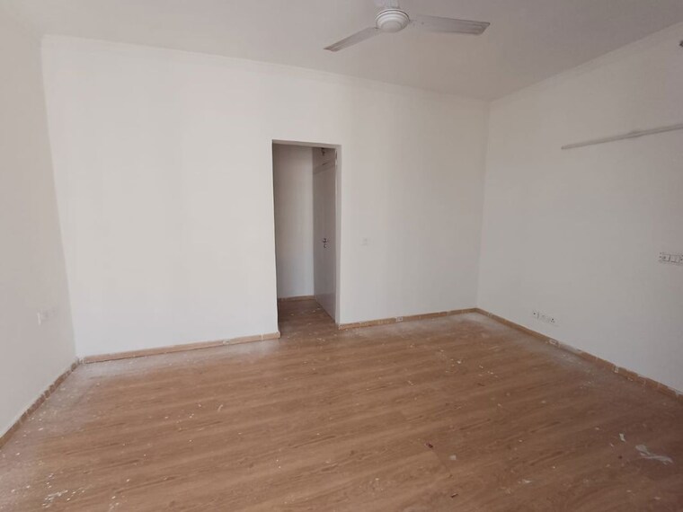 Room, supertech-cape-town 3 Bedroom 1295 Sq.Ft. Apartment In Sector 74 Noida 10325155