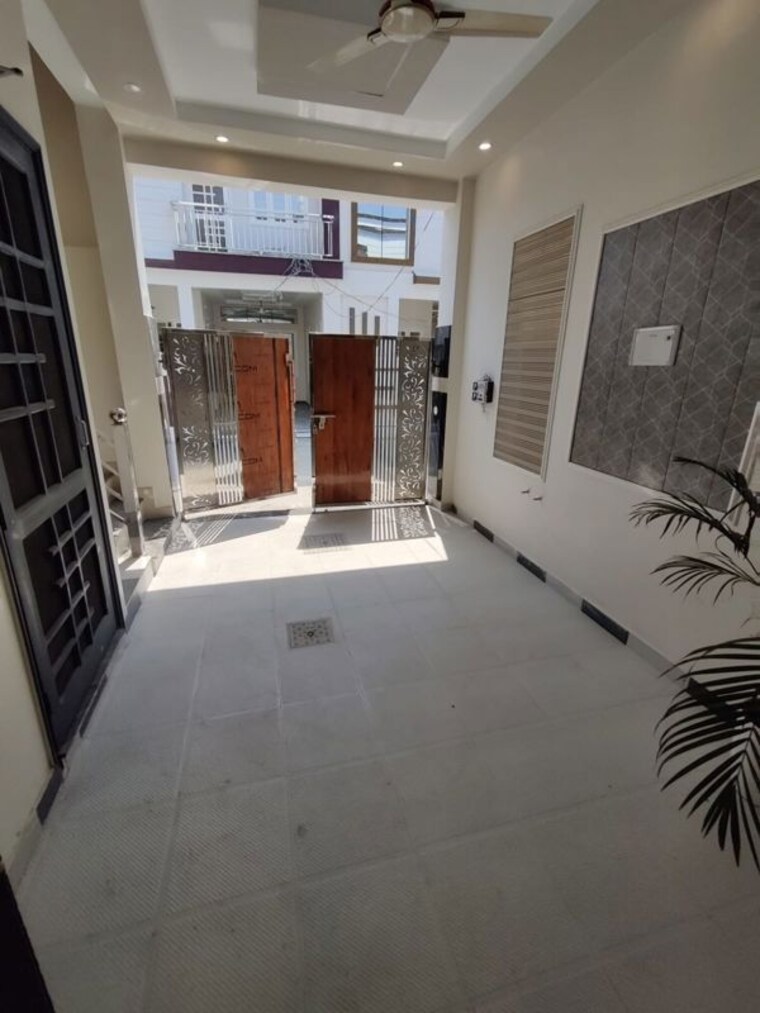 Balcony, turner road 3 Bedroom 100 Sq.Yd. Independent House In Turner Road Dehradun 10325208