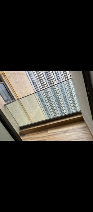 Room in 1 BHK Apartment at Lodha Amara, Kolshet Road – for Rent