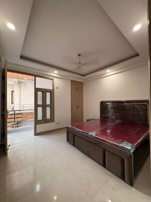 Room in 2 BHK Builder Floor at Neb Sarai – for Rent