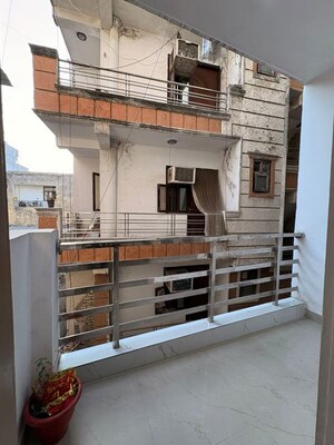 2 BHK Builder Floor For Rent in Neb Sarai