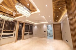 4 BHK + Servant Room Builder Floor For Sale in Nirvana Country