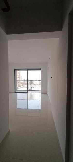  2 BHK Apartment at Manav La Centra, Tathawade – for Rent