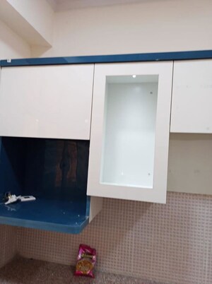 Room in 3 BHK Apartment at Supertech Eco Village II, Sector 16b Greater Noida – for Rent