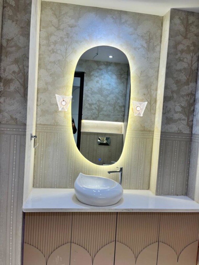 Bathroom, sector 46 3 Bedroom 204 Sq.Yd. Builder Floor In Sector 46 Gurgaon 10325269