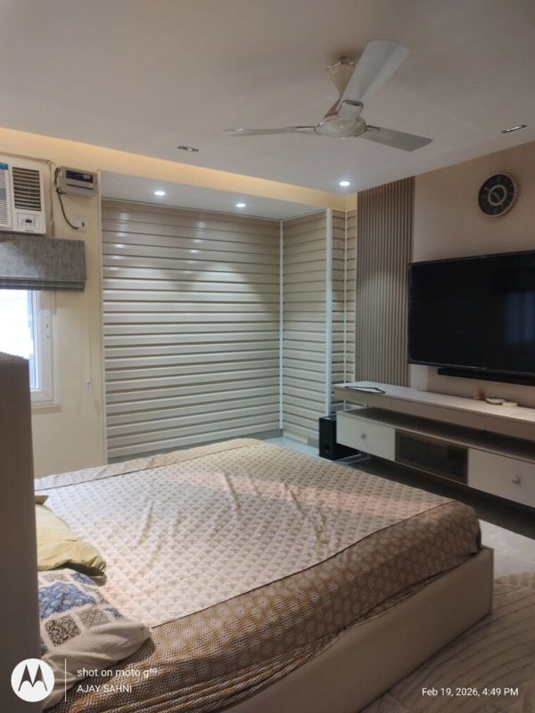 Bedroom, freedom fighters enclave 3.5 Bedroom 1200 Sq.Ft. Builder Floor In Freedom Fighters Enclave Delhi 10325284