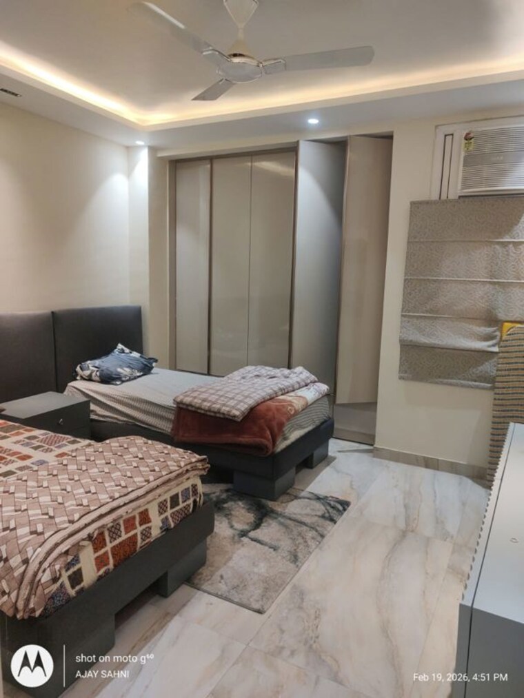 Bedroom, freedom fighters enclave 3.5 Bedroom 1200 Sq.Ft. Builder Floor In Freedom Fighters Enclave Delhi 10325284