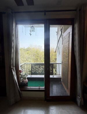 Building Lobby in 3 BHK Builder Floor at Chittaranjan Park – for Rent