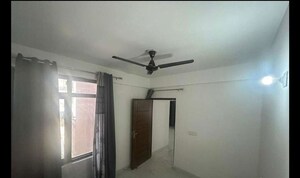 Room in 3 BHK Apartment at NK Sharma Savitry Greens 2, Ghazipur – for Rent