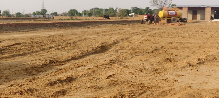 undefined, munjal-tower  100 Sq.Yd. Plot In Sector 12 Gurgaon 10325246