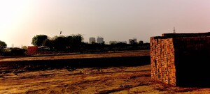  Plot For Sale in Munjal Tower, Sector 12