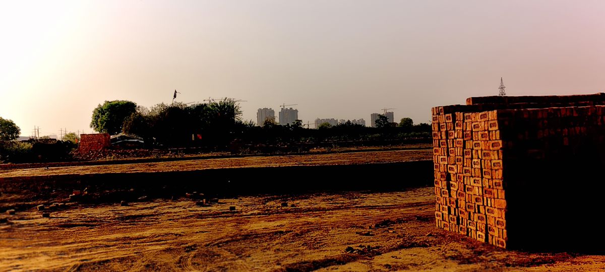 Plot For Sale in Munjal Tower