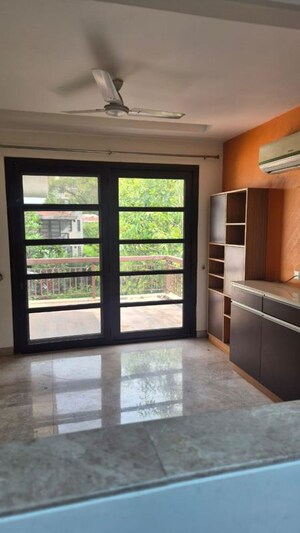Room in 4 BHK Villa at Vipul Tatvam Villas, Sector 48 – for Rent