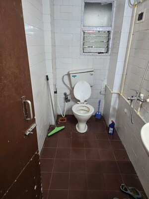 Bathroom in 2 BHK Apartment at Garden View Andheri West, Andheri West – for Rent