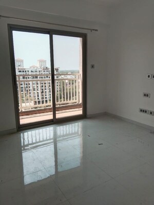 Room in 2 BHK Apartment at Bramhacorp The Collection, Kalyani Nagar – for Rent