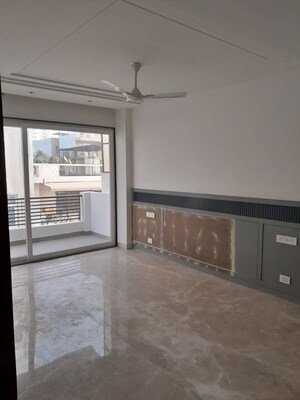Room in 4 BHK Builder Floor at Ardee City, Sector 52 – for Sale