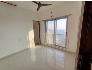 Room in 2 BHK Apartment at Mayfair The View, Vikhroli West – for Sale