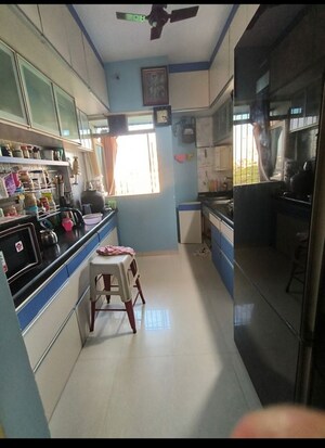 Team Area in 2 BHK Apartment at Kamal Apartment Teen Hath Naka, Louis Wadi – for Sale