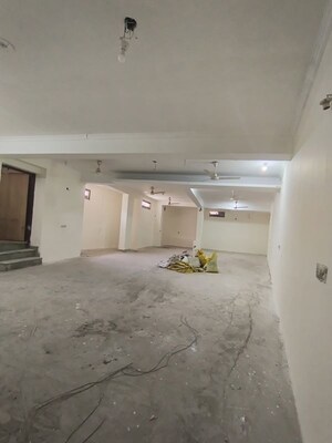 Room in  Office Space at Shivalik Colony – for Rent