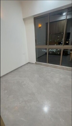 Room in 3 BHK Apartment at Prestige Jasdan Classic, Mahalaxmi – for Rent