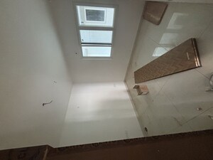 Bedroom in 2.5 BHK Apartment at Aparanji Estate, Madhapur – for Rent