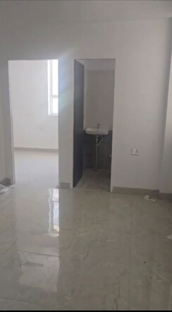2 BHK Apartment For Sale in Aashish Aamor