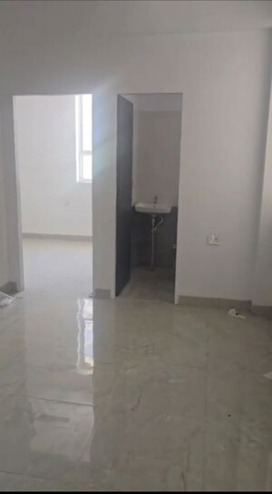 2 BHK Apartment For Sale in Aashish Aamor, Mansarovar