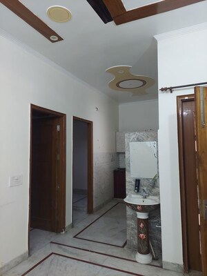 Room in 3.5 BHK Independent House at Shanti Nagar – for Rent