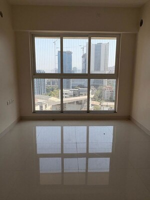 Room in 2 BHK Apartment at Sheth Avante, Kanjurmarg West – for Rent