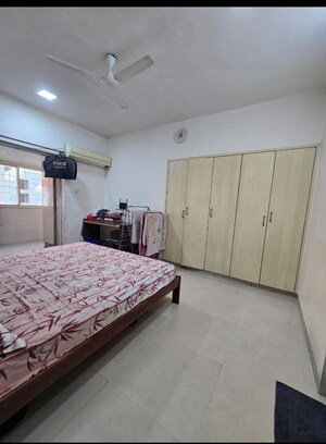 Bedroom in 3 BHK Apartment at Kamal Apartment Teen Hath Naka, Louis Wadi – for Rent