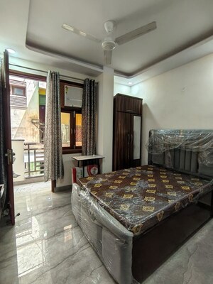 2 BHK Builder Floor For Rent in Govindpuri