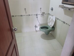 Bathroom in 4 BHK Apartment at Rohan 10 Kasturkunj, Ashok Nagar – for Rent