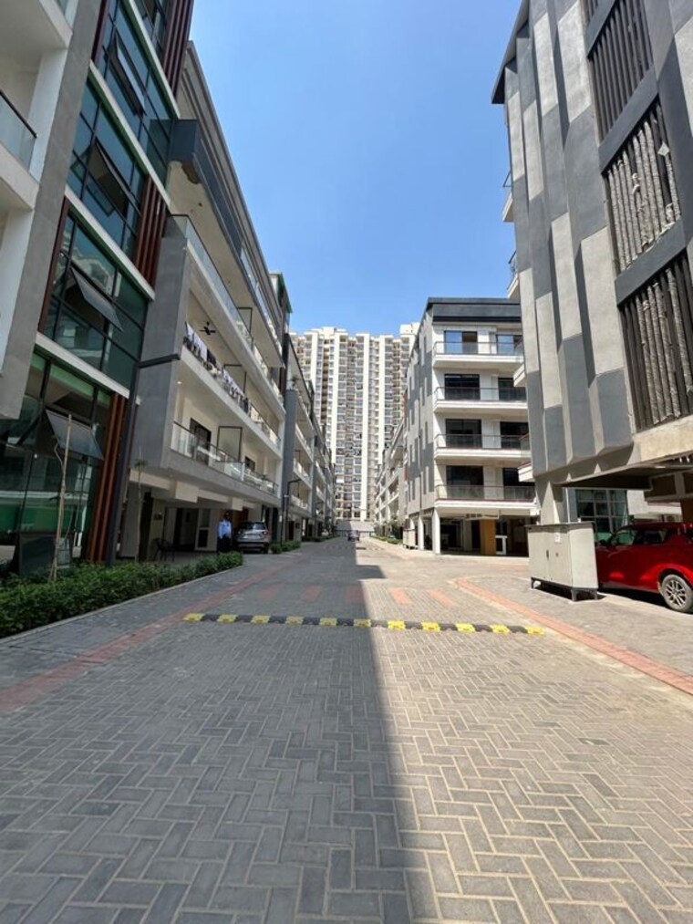 Exterior View, signature-global-city-63a 3 Bedroom 1750 Sq.Ft. Apartment In Sector 63a Gurgaon 10325385