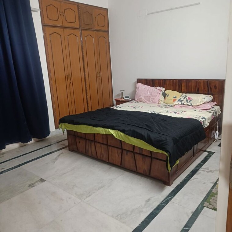 Bedroom, sector 15 2 Bedroom 1800 Sq.Ft. Builder Floor In Sector 15 Gurgaon 10325387