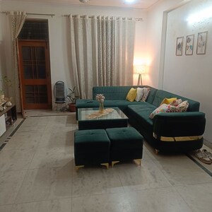 Living Room in 2 BHK Builder Floor at Sector 15 – for Rent