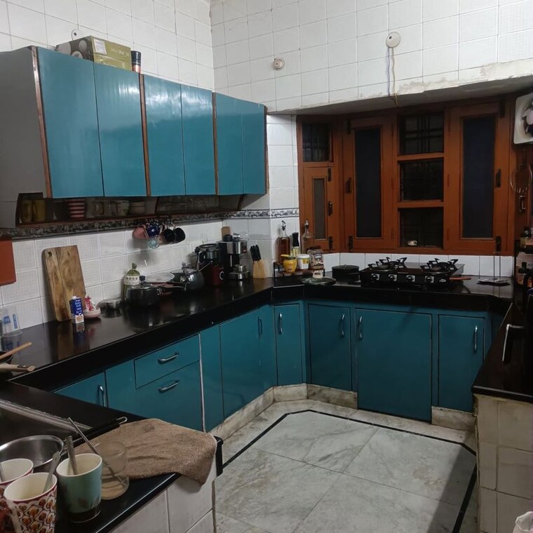 Kitchen, sector 15 2 Bedroom 1800 Sq.Ft. Builder Floor In Sector 15 Gurgaon 10325387