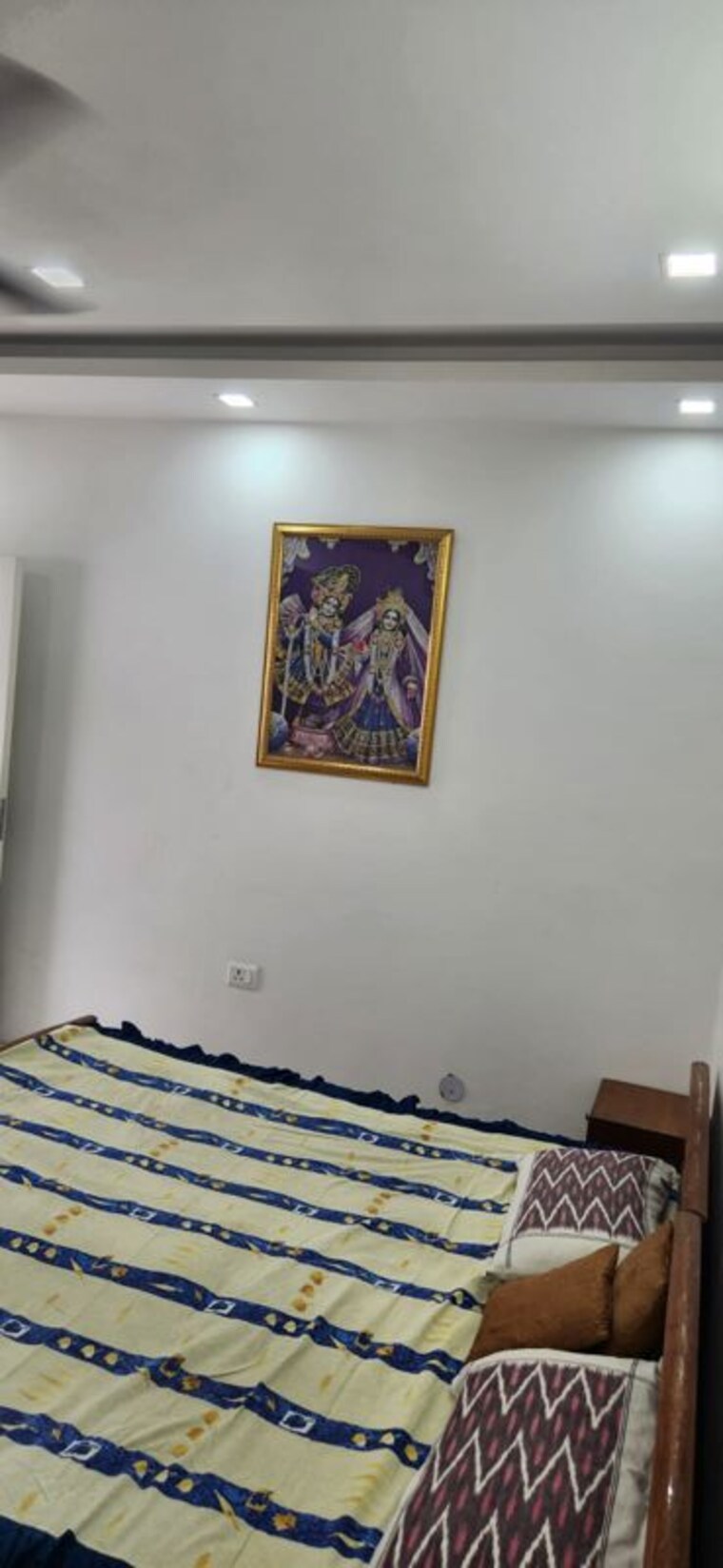 Bedroom, east of kailash 3 Bedroom 1800 Sq.Ft. Builder Floor In East Of Kailash Delhi 10325400