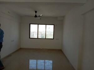 Room in 2 BHK Apartment at Indu Ganesh CHS, Sion – for Sale
