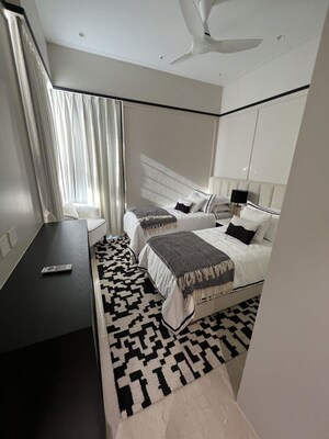 Team Area in 3 BHK Apartment at Piramal Mahalaxmi, Mahalaxmi – for Rent