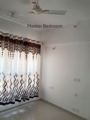 Team Area in 2 BHK Apartment at Dosti West County, Balkum Pada – for Rent